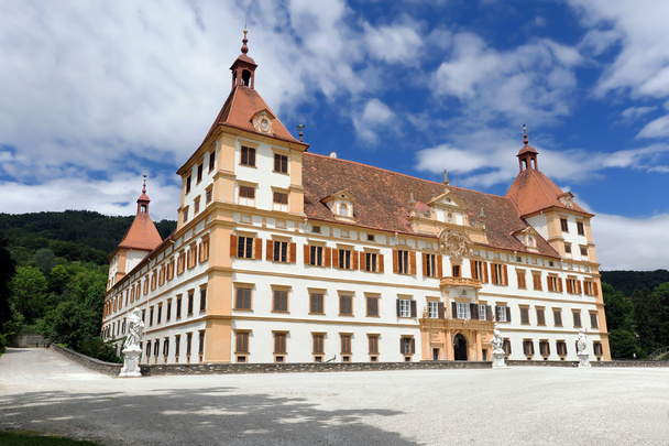 Castillo de Eggenberg en Graz
 - Foto, imagen