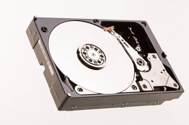 Otevřete počítač pevný disk disk na bílém - Fotografie, Obrázek