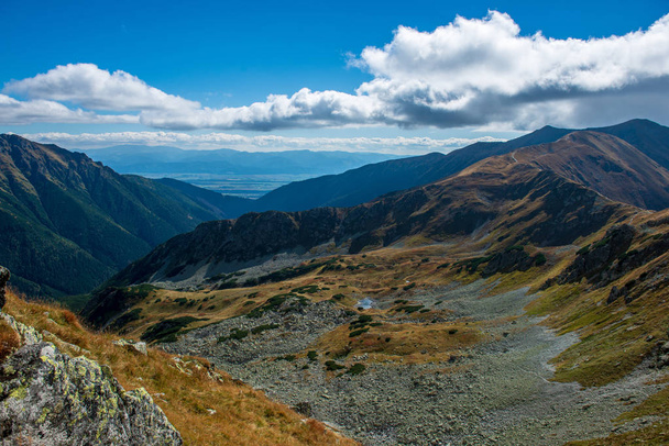 sentieri escursionistici di montagna rocciosi Tatra in Slovacchia
 - Foto, immagini