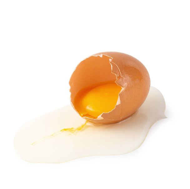 Żółtek świeżych jaj na białym tle na białym tle - Zdjęcie, obraz