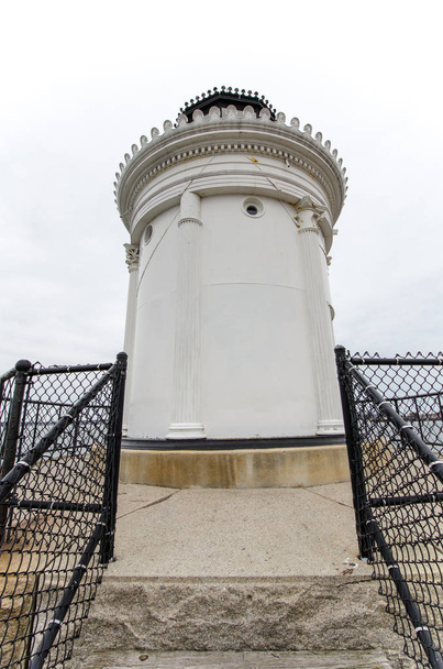 Felnézett a lépéseket, hogy a Bug világítótorony a Portland Maine, Amerikai Egyesült Államok, a Cape Elizabeth - Fotó, kép
