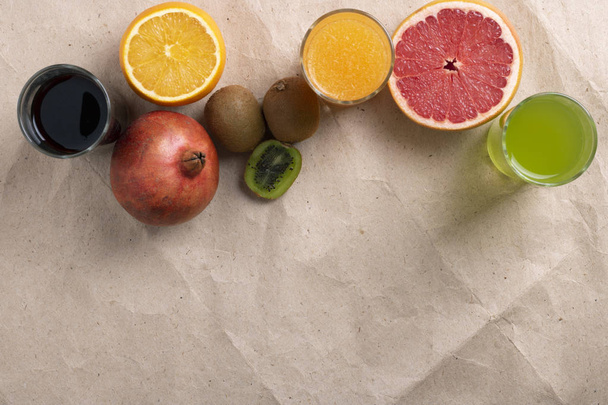 набор фруктов, здоровое питание для семьи, пространство для копирования и вид сверху
 - Фото, изображение
