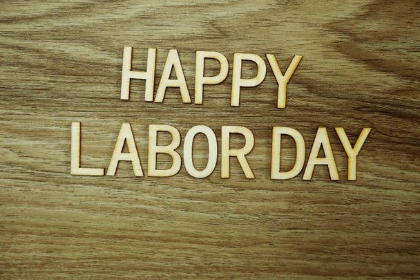 Boldog Labor Day szöveges üzenetet a fából készült háttér - Fotó, kép