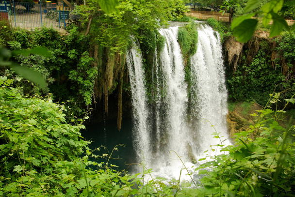 Watervallen van ravijn in Turkije - Foto, afbeelding