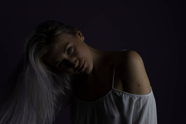 Ukrainian blonde in purple hair  - Fotografie, Obrázek