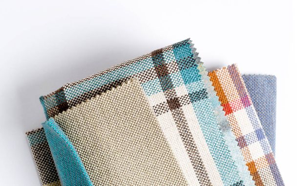 Collection lumineuse d'échantillons textiles colorés serrés. Tissu texture fond
 - Photo, image