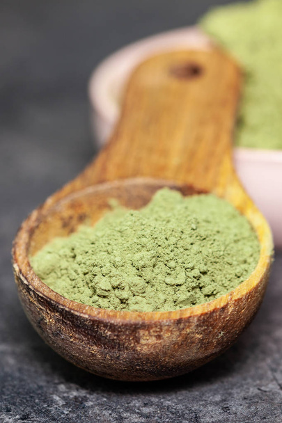 Natural remedies - powdered matcha close up - Foto, Imagem
