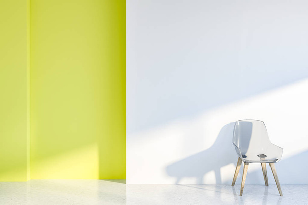 Εσωτερικό του μινιμαλιστικό σαλόνι με λευκό και κίτρινο τοίχους, τσιμεντένιο πάτωμα και διαφανή καρέκλα στα ξύλινα πόδια. 3D rendering - Φωτογραφία, εικόνα