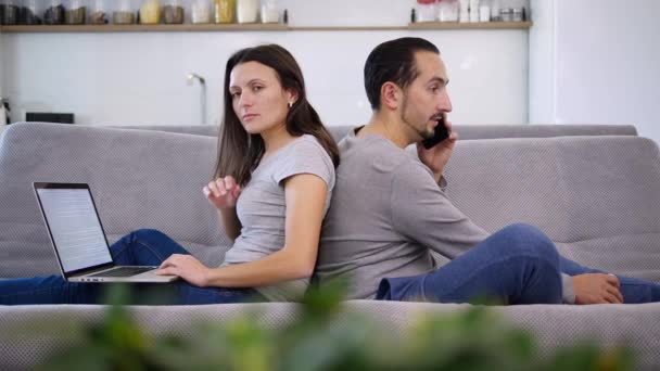 Mann und Frau verbringen Zeit miteinander - Filmmaterial, Video