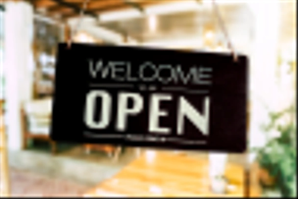 Willkommen offene Zeichenverwendung für jedes Geschäft vor dem Geschäft oder Online-Hintergrund. - Foto, Bild