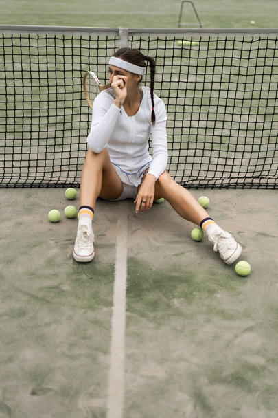 young woman playing tennis - Fotoğraf, Görsel