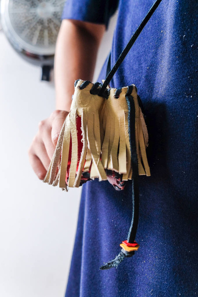 Leather coin pouch handmade bag of women - Fotoğraf, Görsel