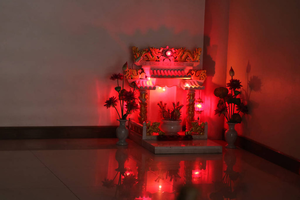 Дом ангела, китайский народ поклоняются дома
 - Фото, изображение