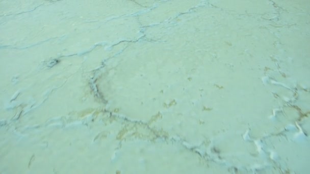 Letecký pohled na soli rybníků přírodní produkt - Záběry, video