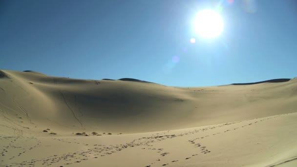 Sol sobre desierto vacío
 - Imágenes, Vídeo