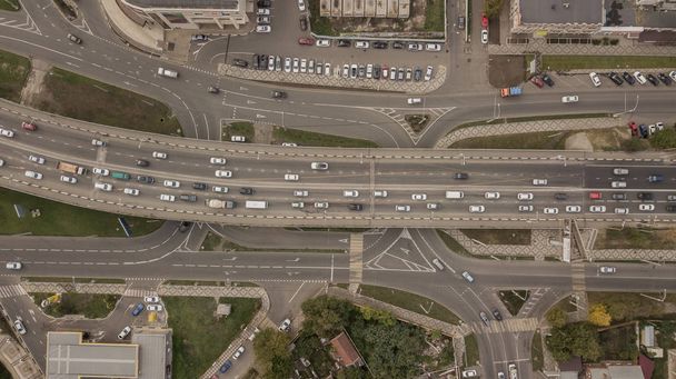 Veduta aerea del bivio stradale, incroci, strade, ponti
 - Foto, immagini