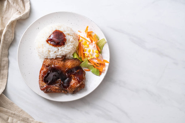 grilled chicken with teriyaki sauce and rice and salad - 写真・画像