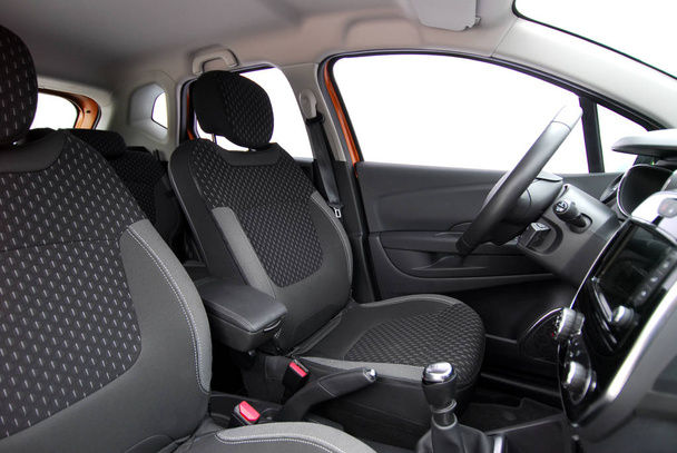 Přední sedadla moderního osobního automobilu - Fotografie, Obrázek