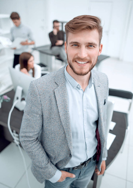 young businessman on the background of the office - Foto, immagini