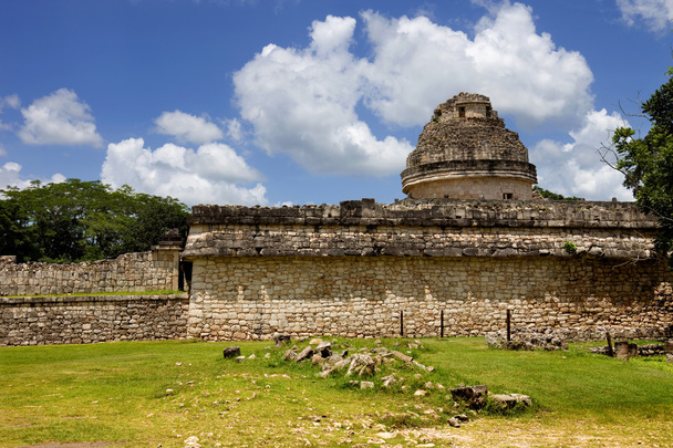 Ancient Mayan temple detail at Chichen Itza - Photo, Image
