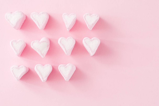 Heart shape marshmallows, close up - Φωτογραφία, εικόνα