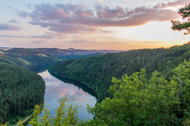 evening atmosphere in the saale valley at the hohenwarte dam - Foto, Imagem