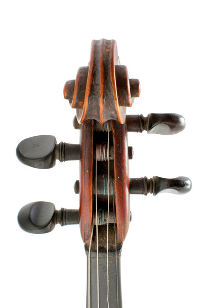Παλιό βιολί απομονωμένο σε λευκό φόντο - Φωτογραφία, εικόνα
