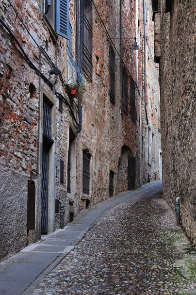 Strada nel centro storico di Bergamo
 - Foto, immagini