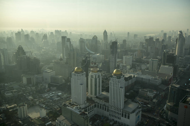  θέα από το Baiyoke sky Hotel στο η πόλη της Μπανγκόκ στην Ταϊλάνδη σε Southeastasia. Ταϊλάνδη, Μπανγκόκ, Νοεμβρίου 2018 - Φωτογραφία, εικόνα