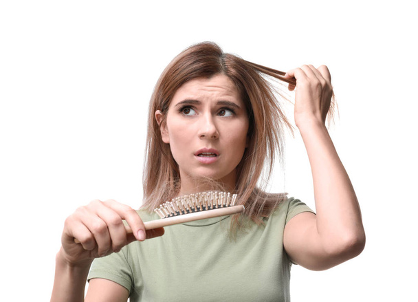 Žena s problémem vypadávání vlasů na bílém pozadí - Fotografie, Obrázek