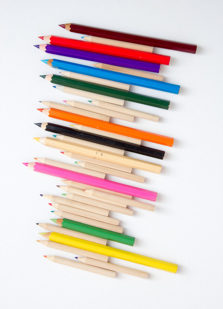 Ensemble de crayons de couleur
 - Photo, image