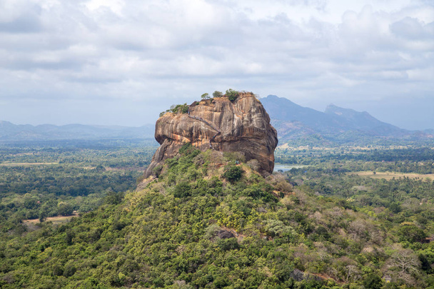 Lion Rock in Sigiriya, Sri Lanka - Fotó, kép