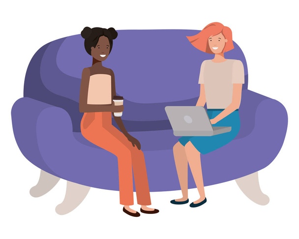 mujeres jóvenes sentadas en el personaje del sofá avatar
 - Vector, Imagen
