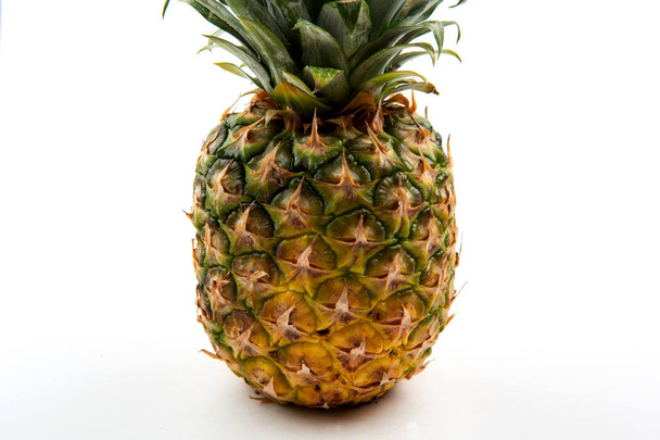 солодкий ананас крупним планом
 - Фото, зображення