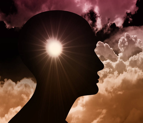 Religiös. menschlicher Kopf mit Sonne. Illustration - Foto, Bild