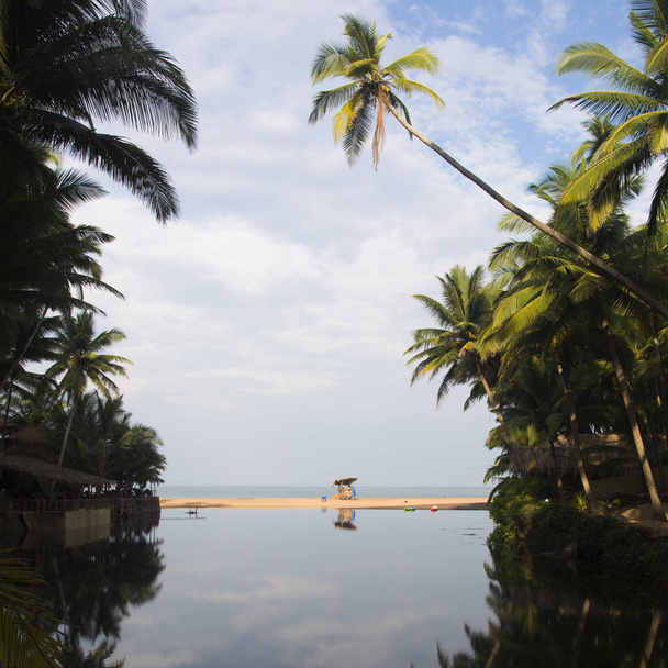 A view of the lagoon and the Arabian sea at Cola Beach, Goa, India - Fotografie, Obrázek