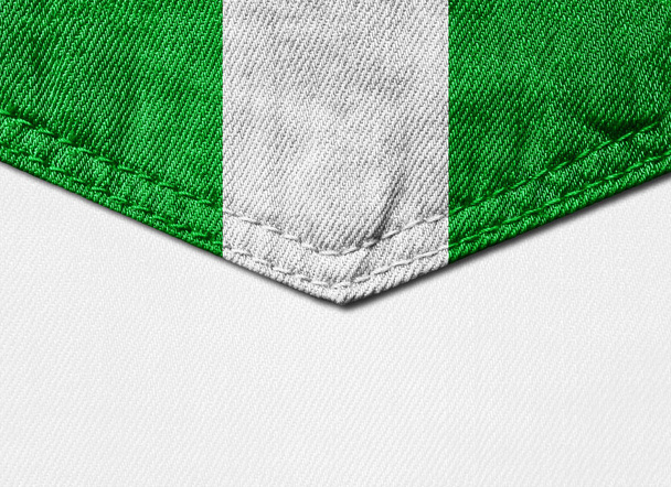 Νιγηρία σημαία με αντίγραφο χώρο για κείμενο ή εικόνες, λευκό φόντο  - Φωτογραφία, εικόνα