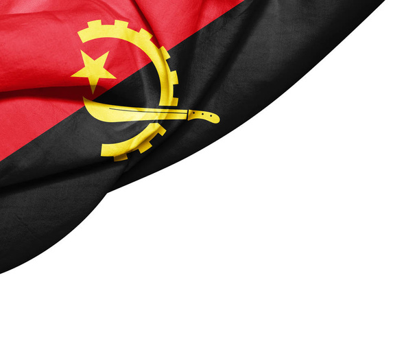 Bandiera dell'Angola con spazio per la copia del testo - Illustrazione 3D
     - Foto, immagini