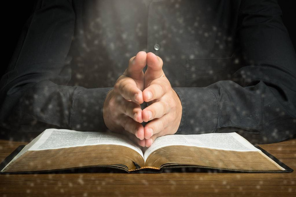 Man reading Bible  - Foto, Imagem