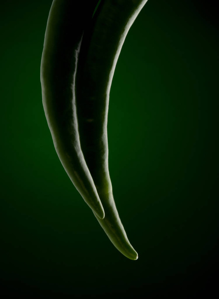Vihreä kuuma chili pippuri
 - Valokuva, kuva