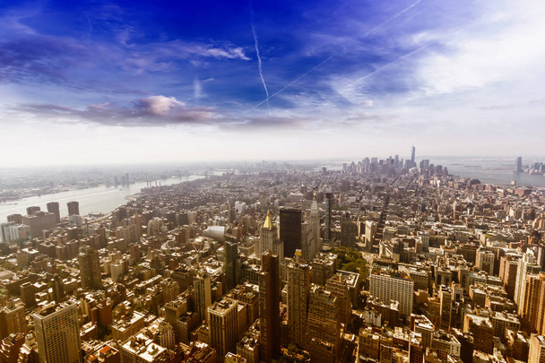 Aerial view of Manhattan's skyline. - Fotoğraf, Görsel