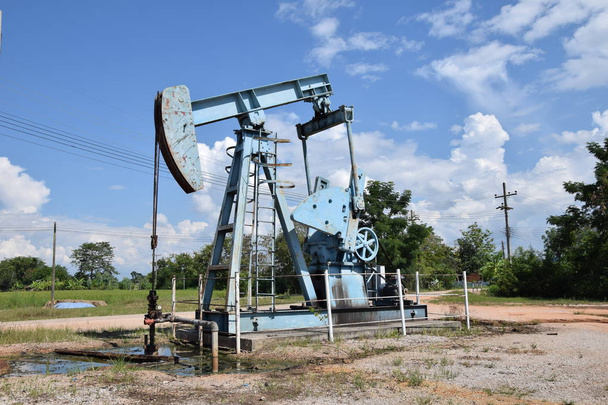 Pompa oleju platformy wiertnicze energii przemysłowej maszyny do ropy naftowej  - Zdjęcie, obraz