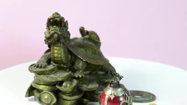 2019 year of the pig, coin, turtle for luck and pig figure - Footage, Video