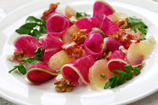 домашний арбузный салат из редиса
 - Фото, изображение