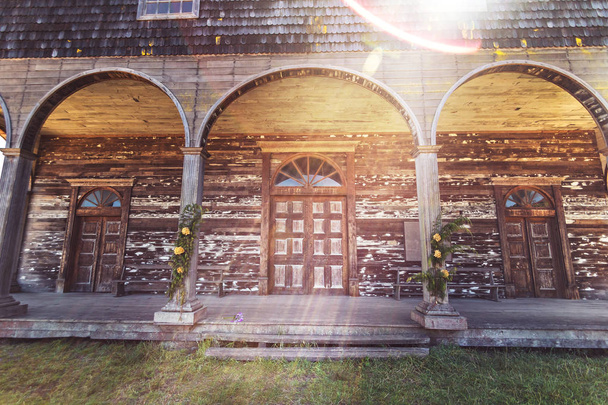 Дверь церкви Кинчао - остров Чилоэ, Чили
 - Фото, изображение