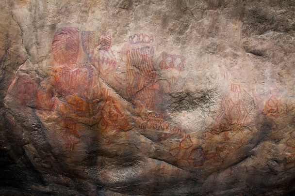 Pinturas prehistóricas sobre roca conocidas como petroglifos en el municipio de Facatativa en Colombia
 - Foto, imagen