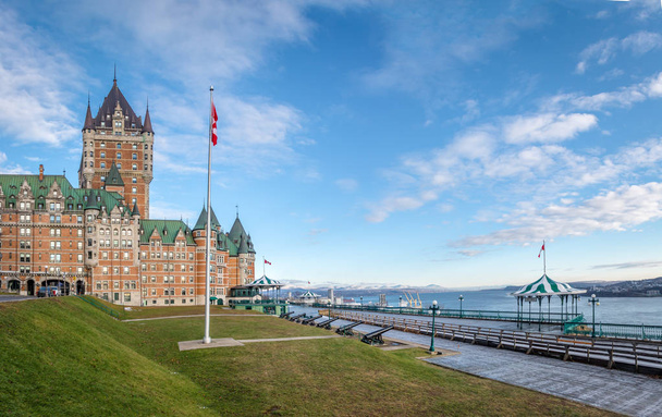 Frontenac zamek i Quebecku - Quebec City, Quebec, można - Zdjęcie, obraz