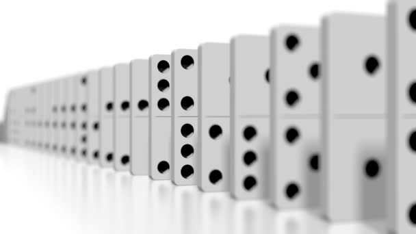 3D-animatie van het domino-effect - vallende witte tegels met zwarte stippen.  - Video