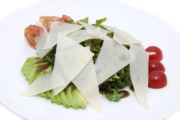 A salad of arugula and shrimp - Фото, зображення