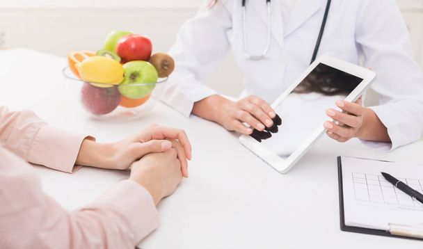 Nutricionista médica oferece alternativa saudável aos medicamentos
 - Foto, Imagem